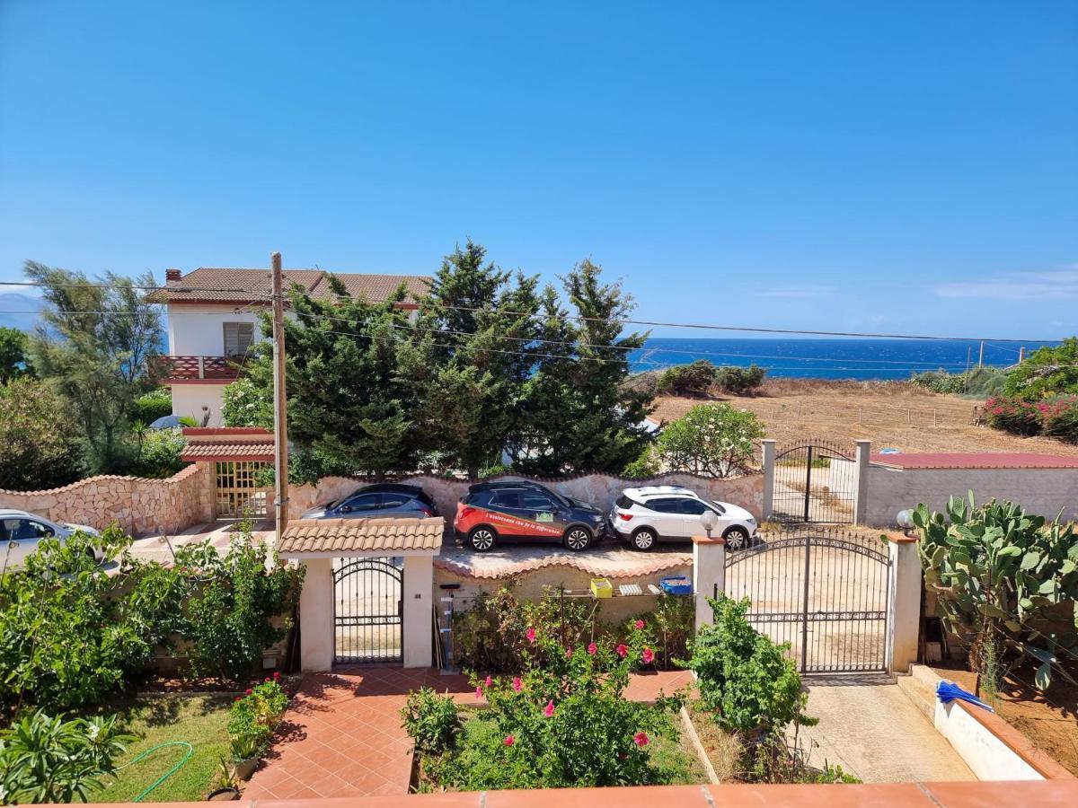 Villa Flora - With Sea View, 2 Minutes Walk To Beach Trappeto  Exterior foto
